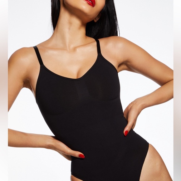 SKIMS Other - SKIMS (NWOT) Seamless Sculpt Brief Bodysuit - Onyx (Size: S/M)